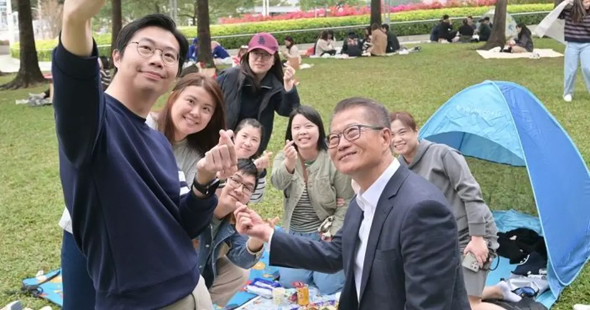 陳茂波料本港今年經濟增長加速至3.2% 展望明年本港經濟可保持良好勢頭　