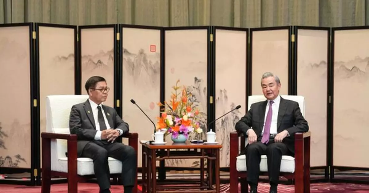 王毅稱中方最不希望泰柬兵戎相見 並冀兩國重歸於好