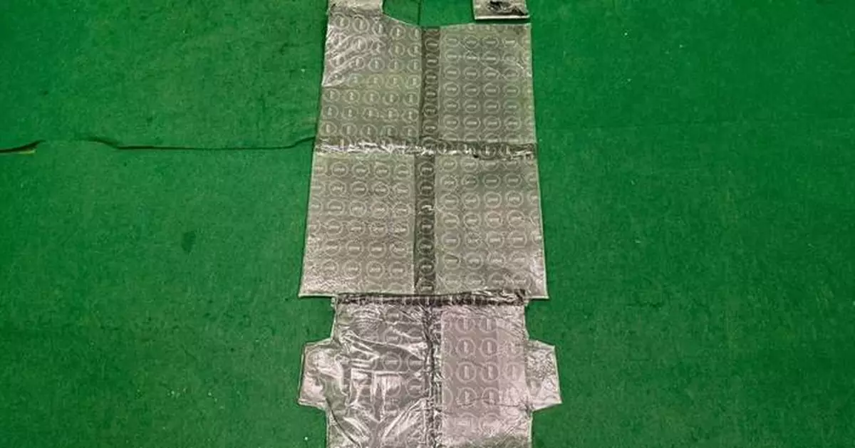 海關機場截查26歲巴西抵港男旅客 寄艙行李檢值200萬懷疑可卡因