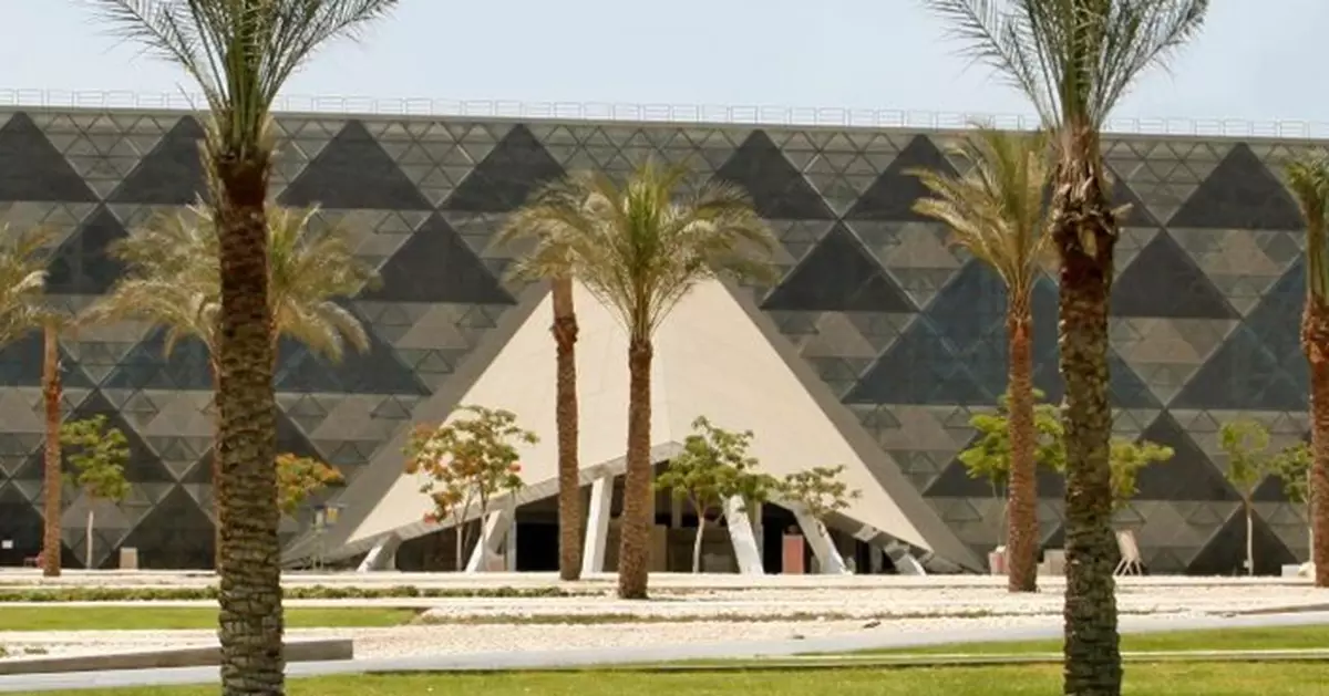 胡夫「太陽船」4年大修復啟動！大埃及博物館公開組裝過程　1650片碎片重現4500年古船