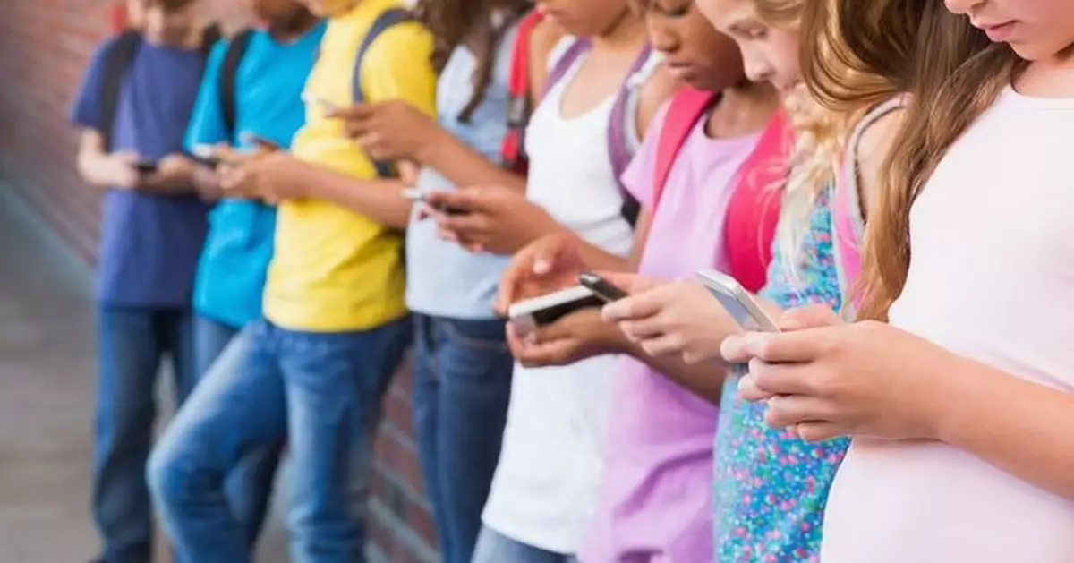 澳洲禁10大社媒 16歲以下青少年轉戰冷門App下載量激增 專家憂風險更大