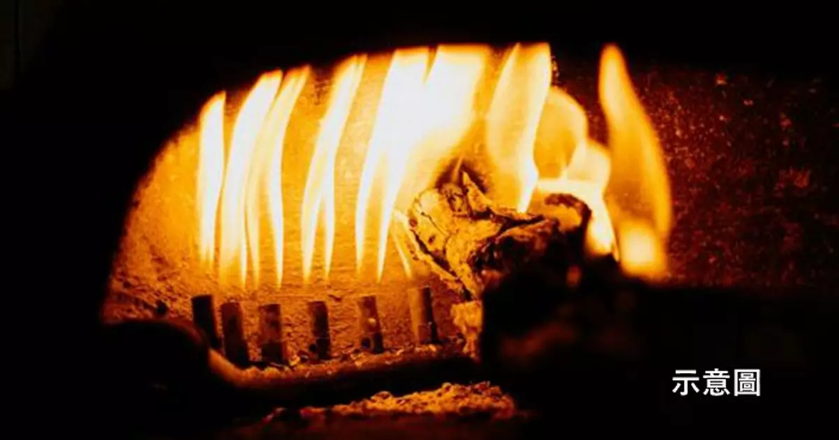 泰國4層高建築突發大火 33歲母與年幼仔女逃生不及緊緊相擁葬身火海