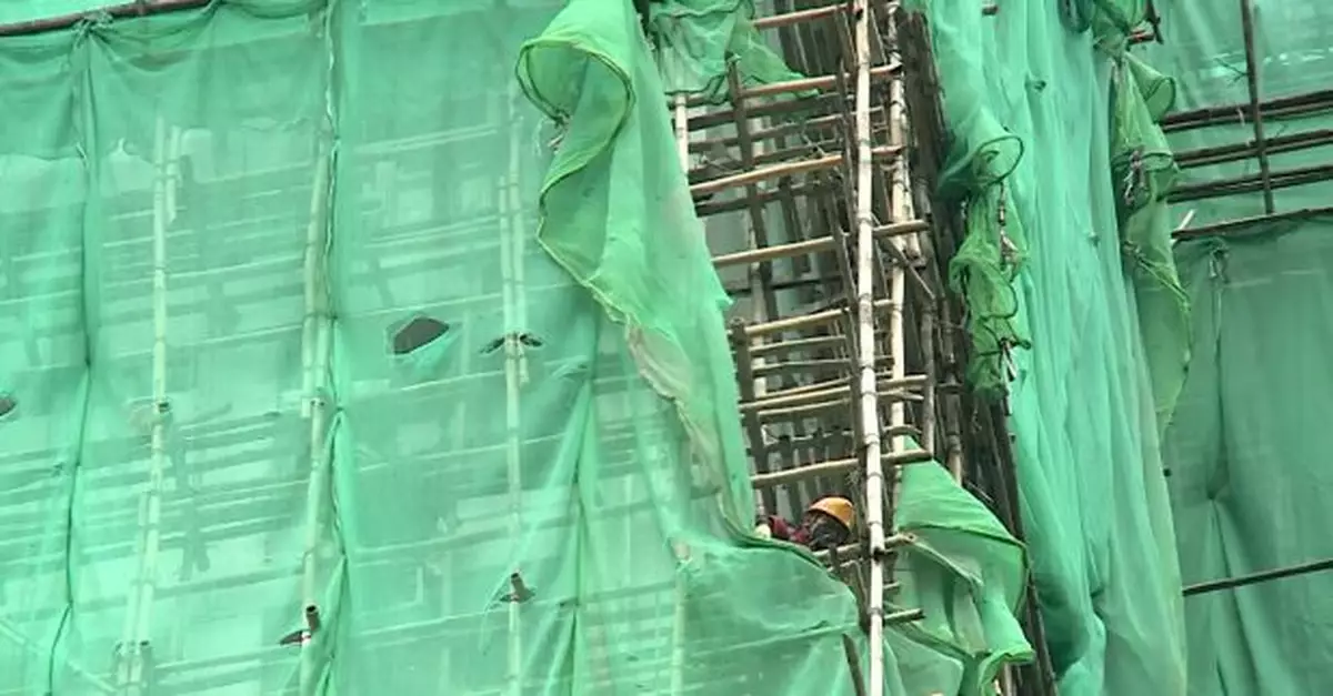 穗禾苑陸續拆棚網　管理公司稱加強培訓及巡查逃生通道減居民憂慮