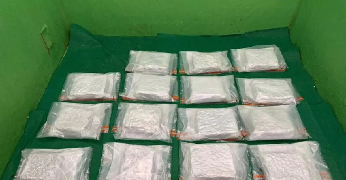 海關機場檢獲約13公斤懷疑大麻花拘一人　市值約260萬