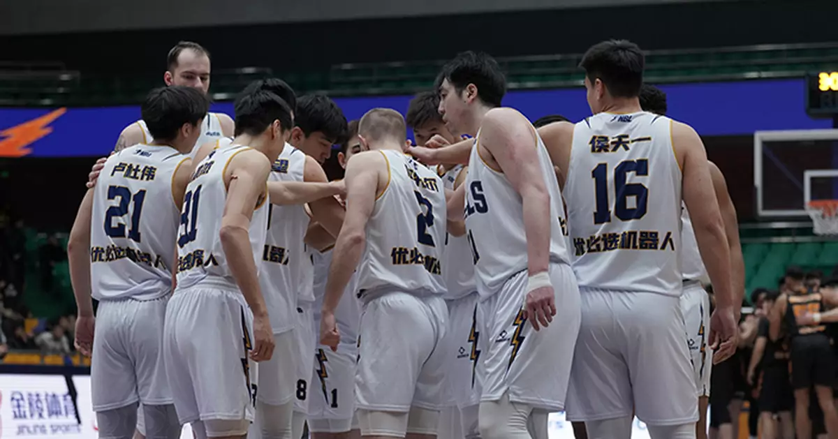 全國男子籃球聯賽 香港金牛作客大勝山東蜜獾 開季七連勝 全隊三分球命中率逾六成