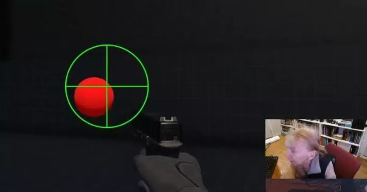 零遊戲經驗視力受損 95歲神射手婆婆挑戰射擊軟件成績力壓逾2萬玩家