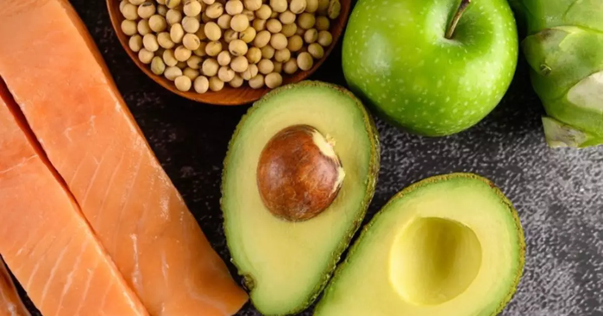 飲食失衡恐加速老化 營養師列10種「毀膚食物」