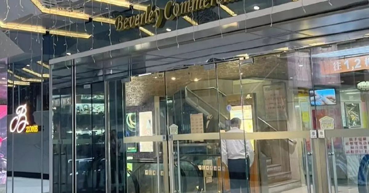 一對男女疑因情變爭執打鬥 刀鎚手腳並用同告受傷被捕