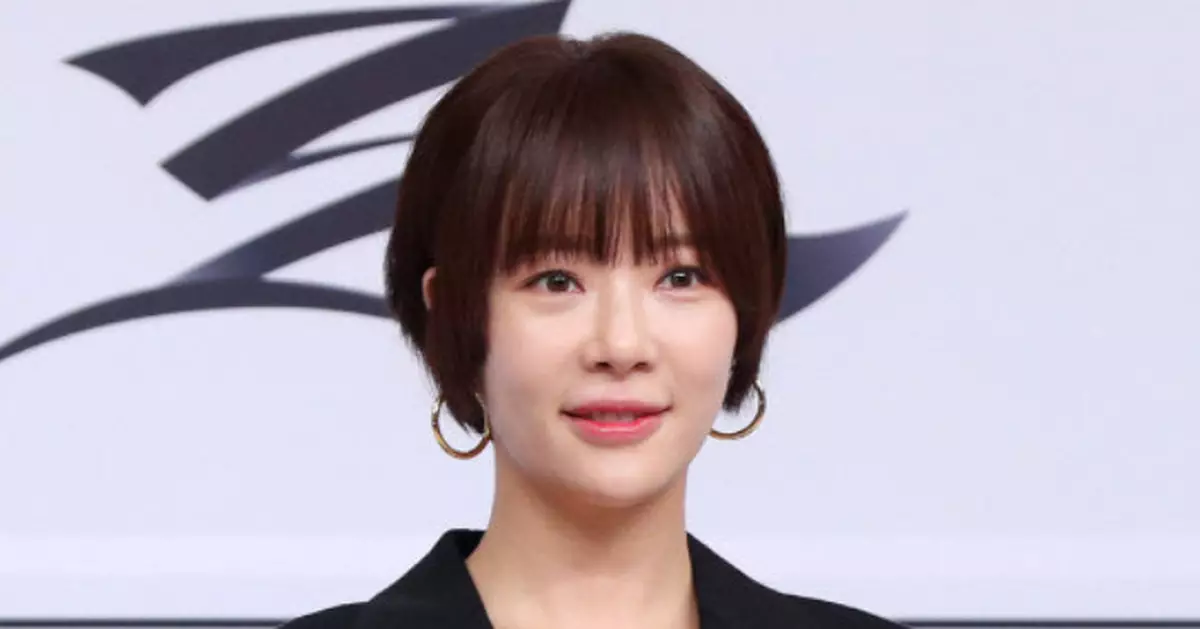 黃正音個人公司未有登記法人 前所屬社發聲明指去年已解除合約