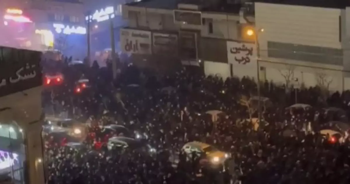 伊朗多地反政府示威持續　據報當局實施全國網絡管制