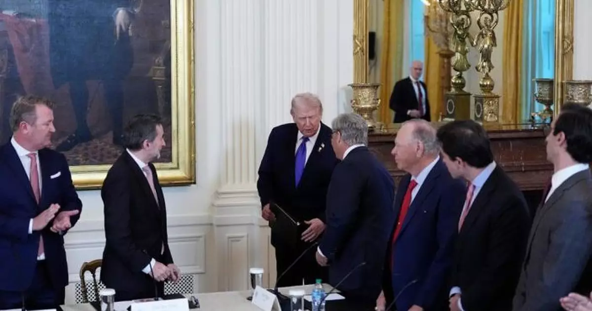 特朗普稱獲准於委內瑞拉投資的石油企業由其政府決定