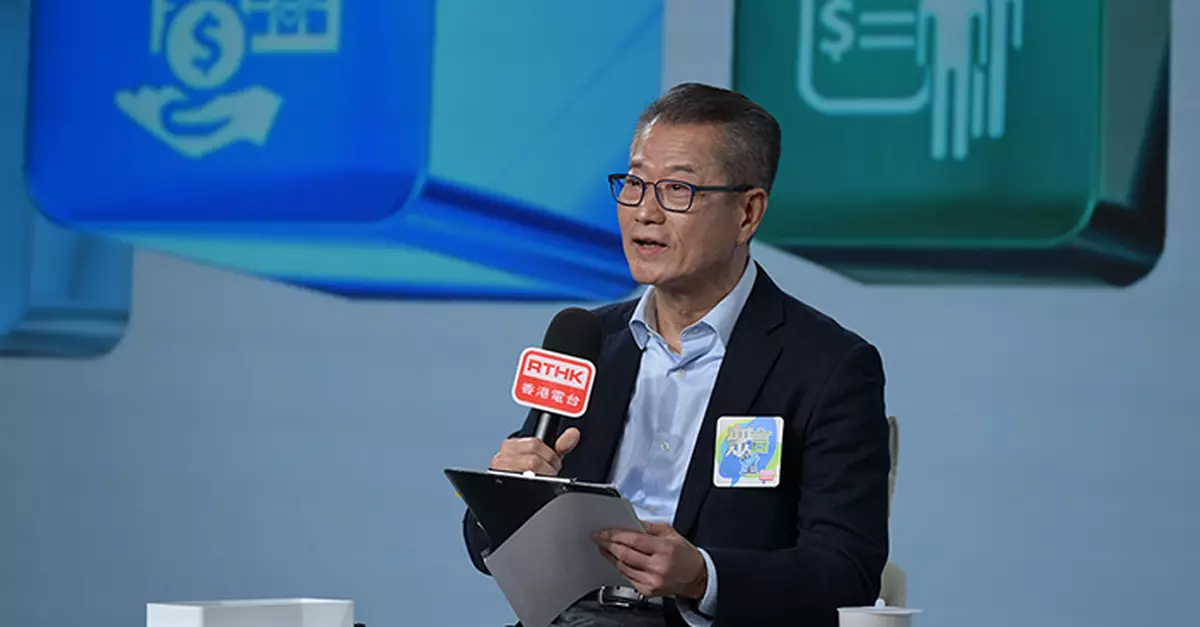 陳茂波：一直與新加坡互學互鑑 香港毋須妄自菲薄　