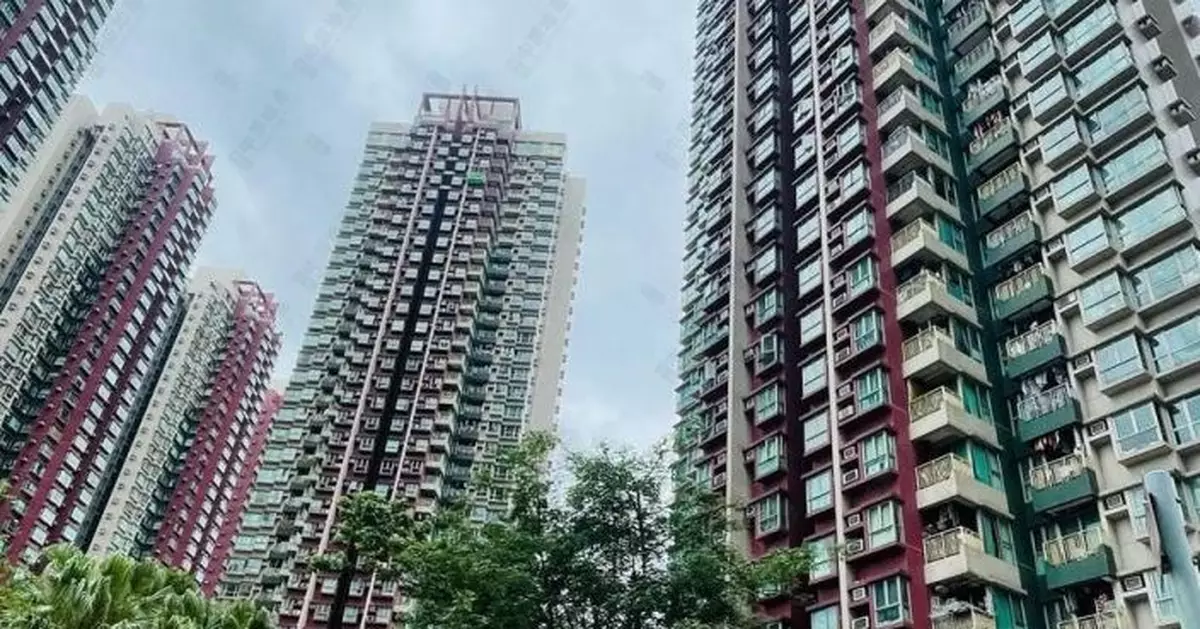 元朗YOHO Town有單位起火警 兩人送院其中一人搶救後不治