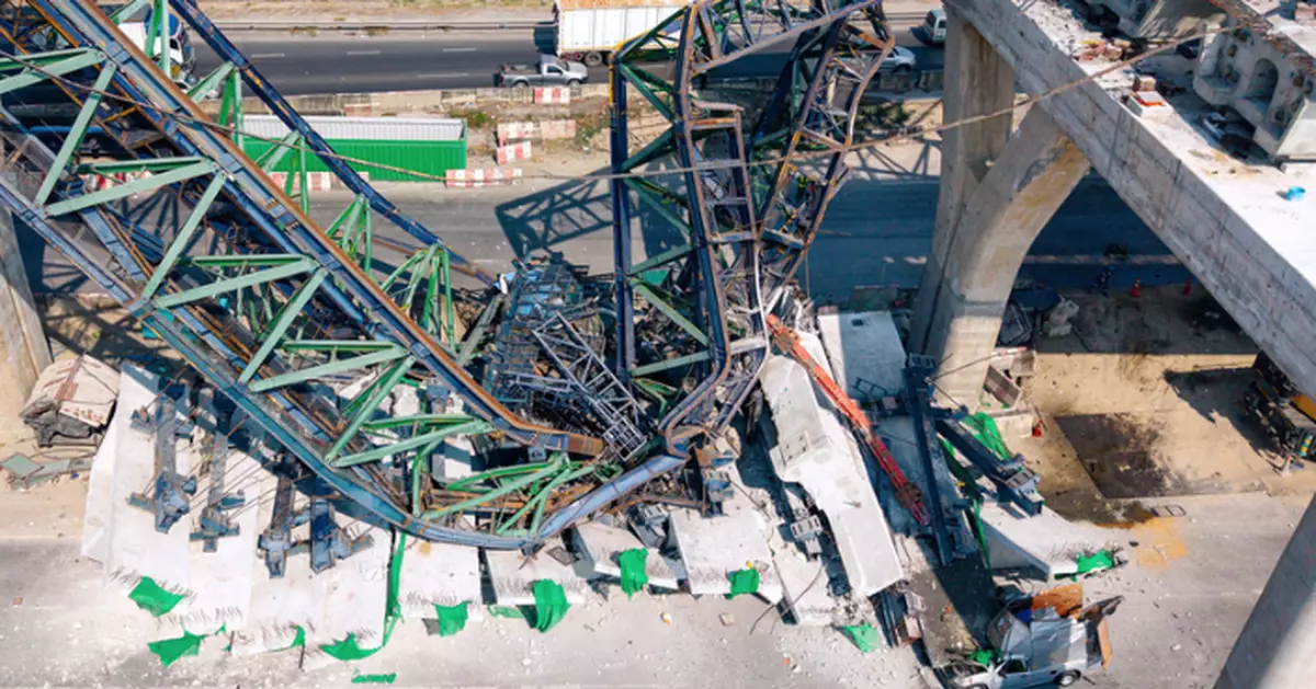 兩日塌兩起重機奪數十人命 泰政府與承包商解除合約