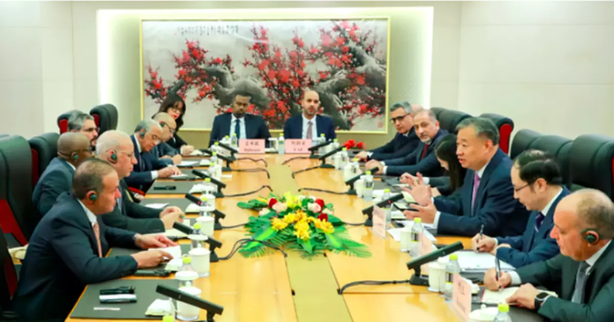 中方：支持阿拉伯國家排除外部干擾 實現團結在自主選道路上加快發展