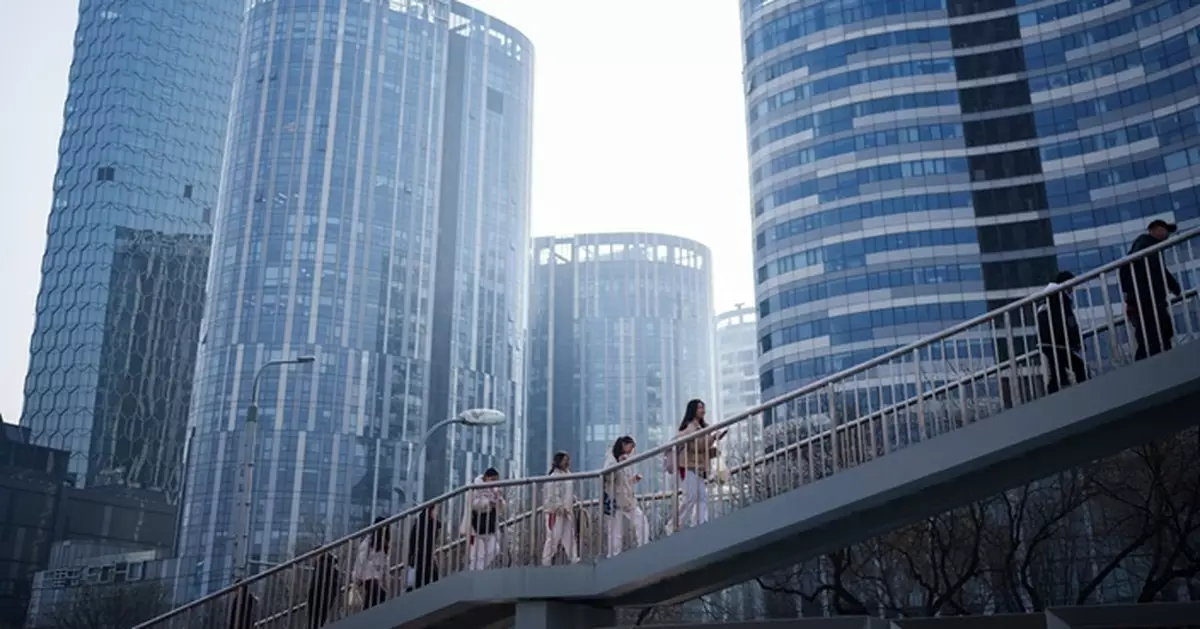 全國兩會｜十五五草案：推動共建「一帶一路」高質量發展 提升資本項目開放水平