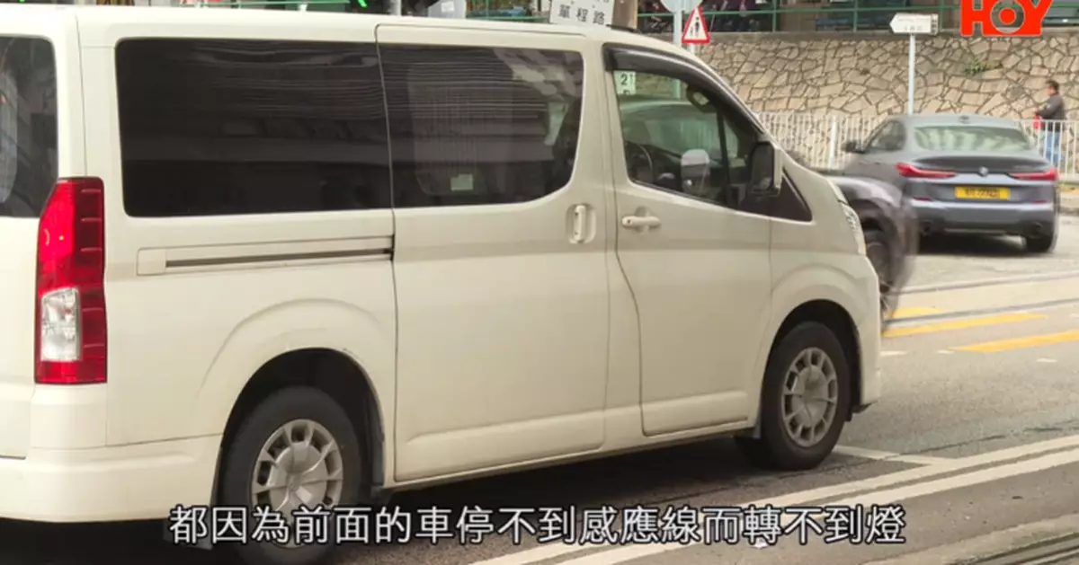 一線搜查｜屯門大興街交通燈長期「唔轉燈」？運輸署研引入AI實時調節系統