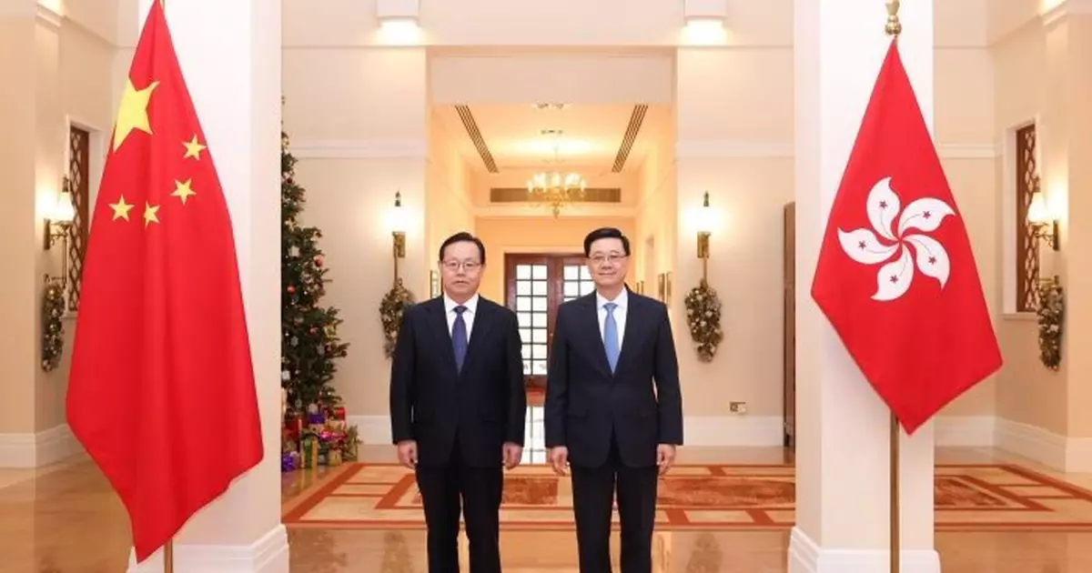 李家超禮賓府會晤政協副主席蔣作君  就共同關心議題交換意見