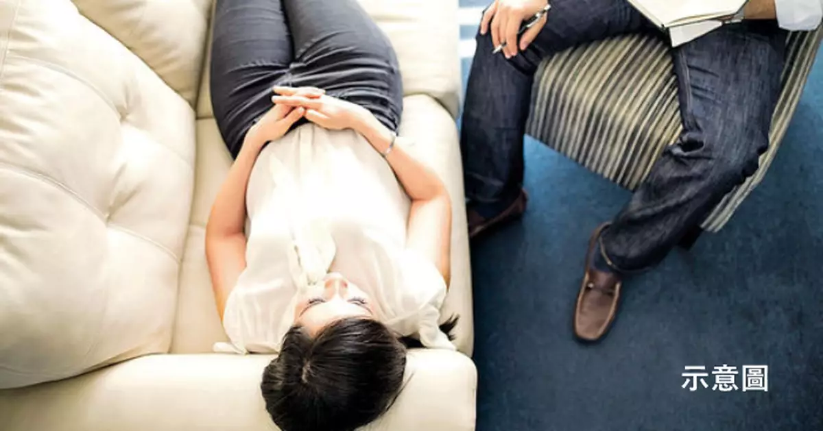 法國4旬漢假稱催眠師迷暈14女 電腦藏大量偷拍性侵影片