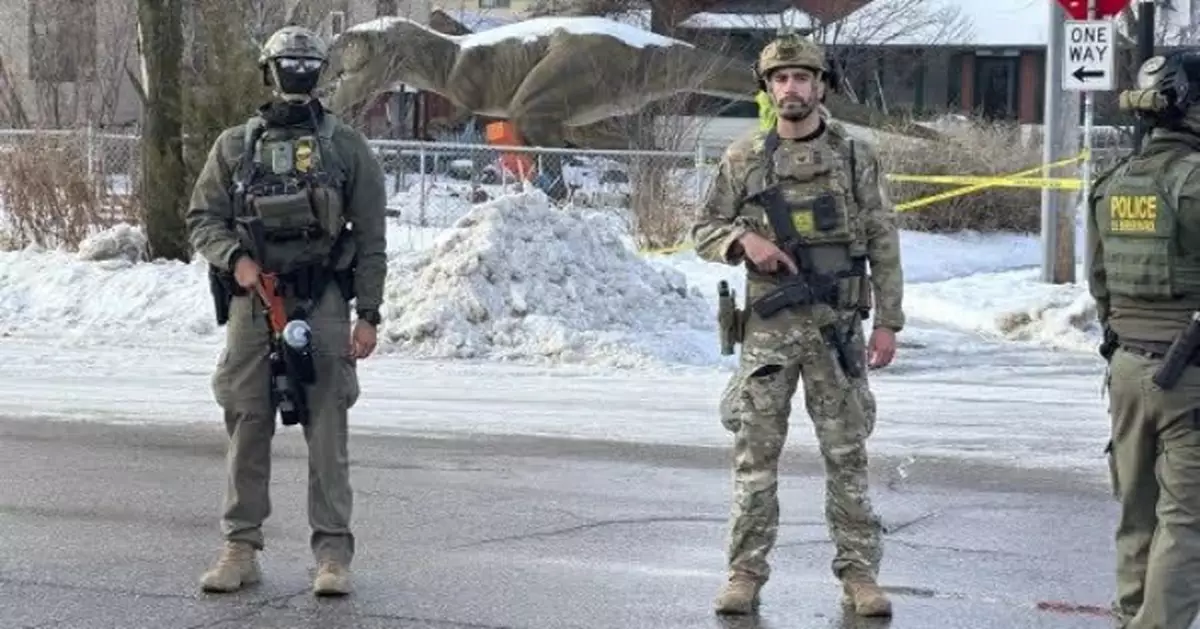 美政府人員移民執法中聲稱因自衛槍殺37歲女子引爭議