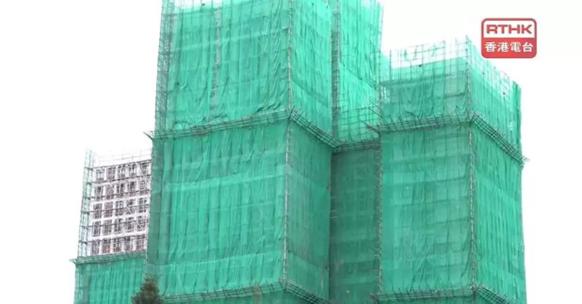 搭棚維修樓宇擬訂安全距離　周思傑稱可跟進施工情況倡與業界溝通