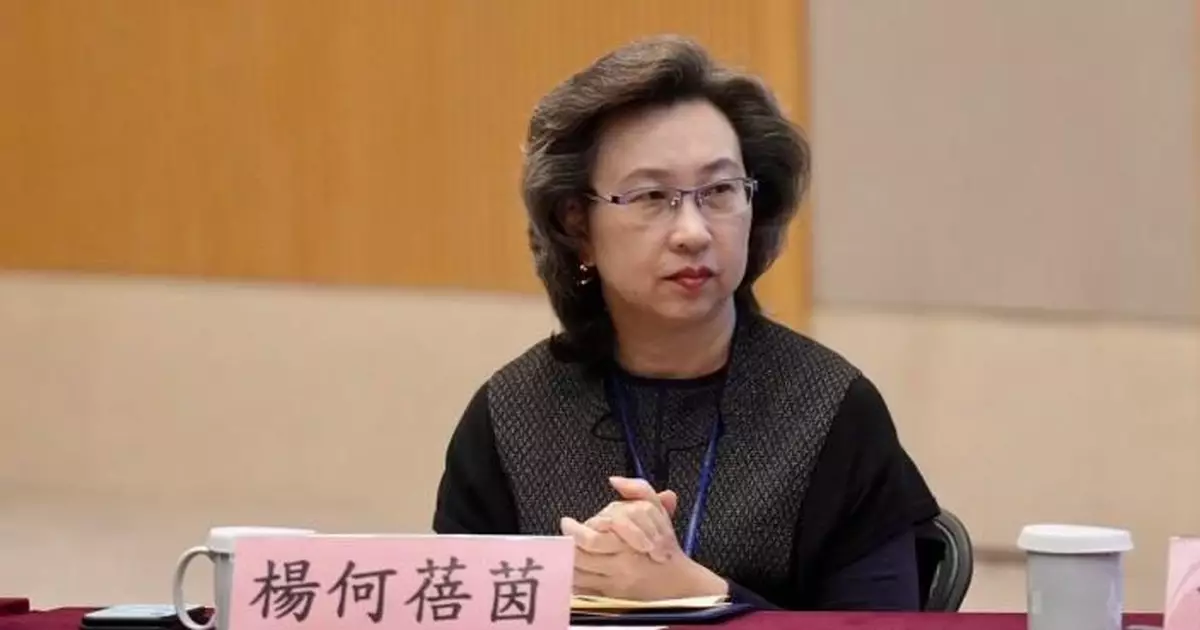 楊何蓓茵稱食環署變革多 公開招聘署長冀物色專才