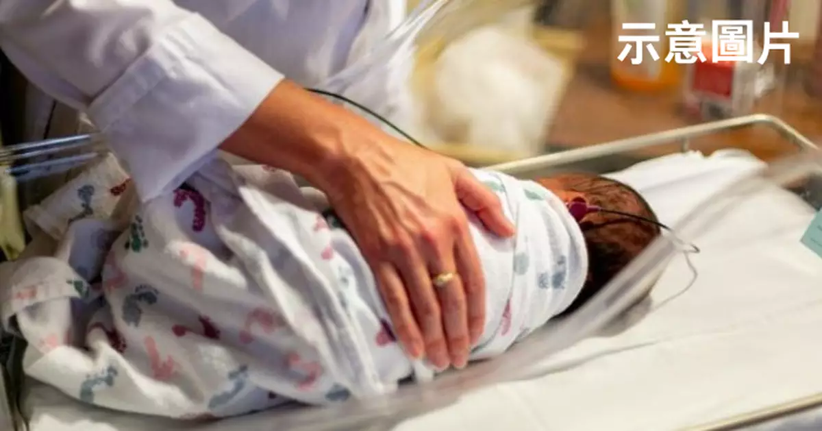 孕9個月體重不增反減毫無預兆！美聯邦女員工收工前如廁突誕男嬰