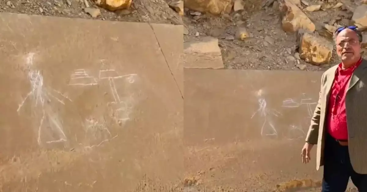 疑講解太投入 埃及男導遊於四千年烏納斯金字塔外牆塗鴉遭拘捕