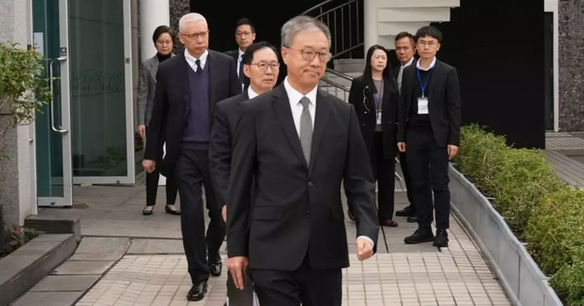 大埔五級火 | 陸啟康帶領眾人為死難者默哀 獨立委員會將於3.19舉行聽證會