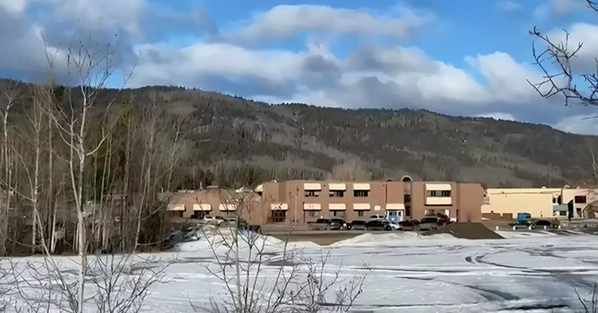 加拿大卑詩省爆校園槍擊案釀10死 總理卡尼擱置出席慕尼黑安全會議