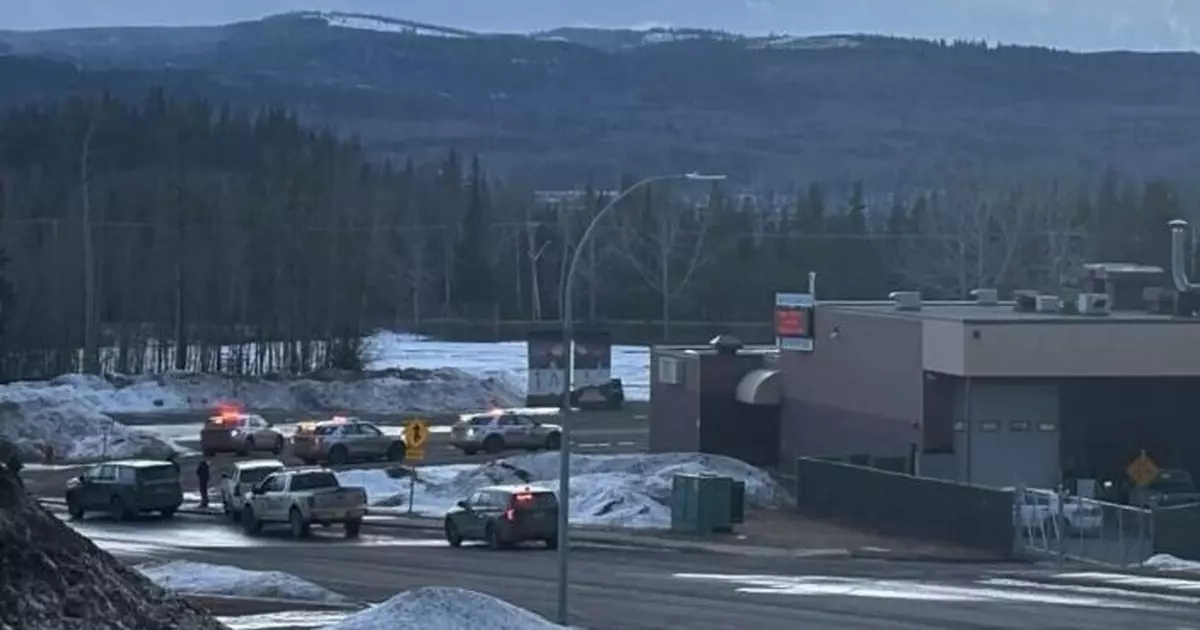 加拿大卑詩省一高中爆槍擊案　警方指釀10死包括懷疑槍手