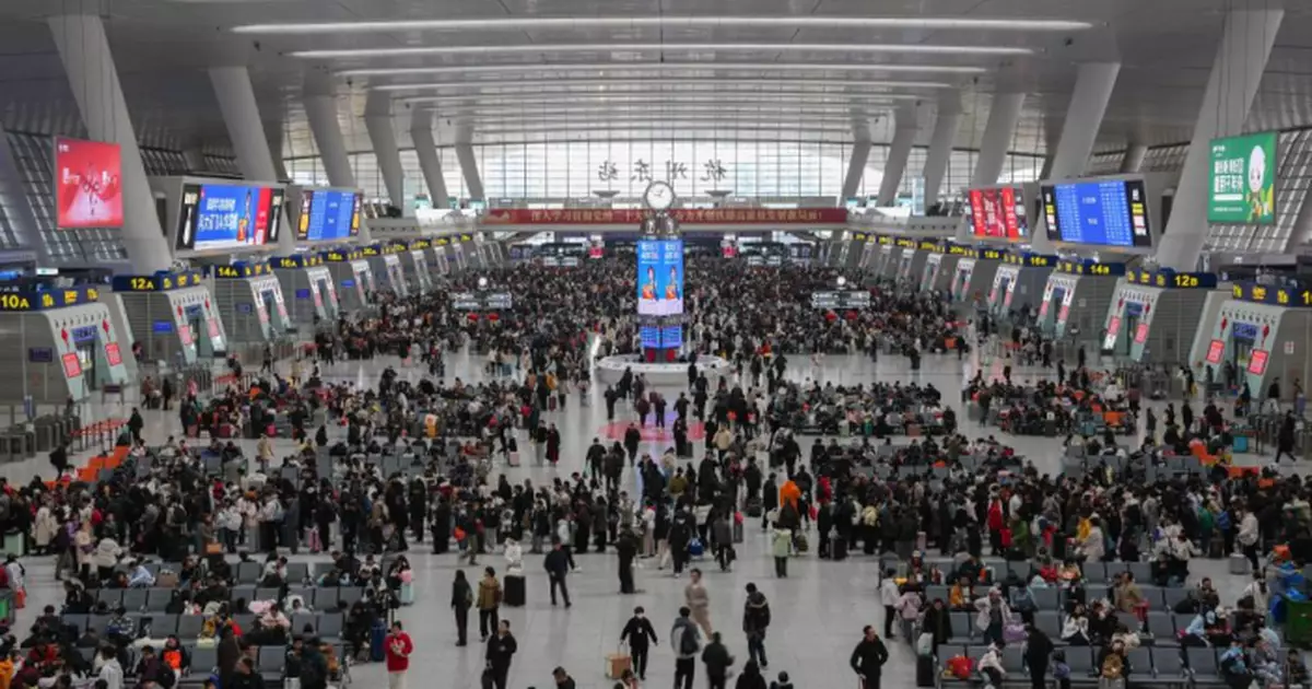 內地春節黃金周最後一日　全國鐵路迎返程客流高峰