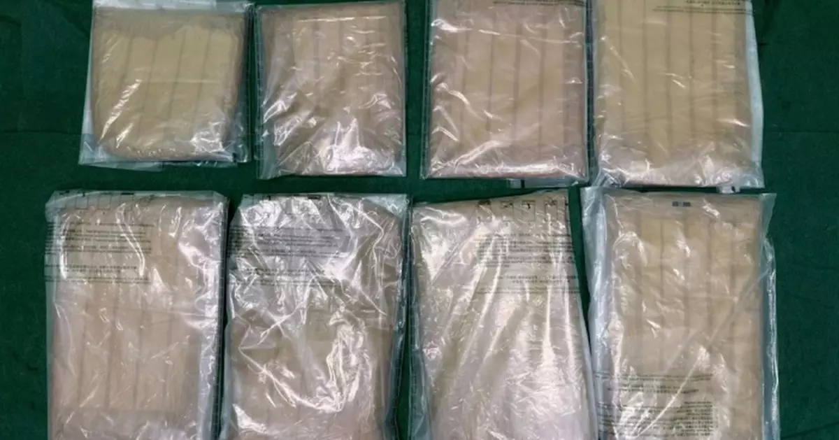 ​海關於機場查獲約8公斤冰毒 62歲男旅客被捕