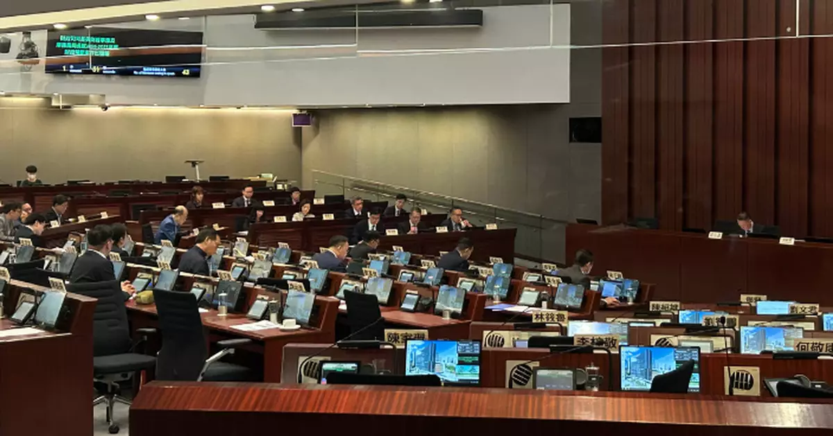 財政預算案2026｜議員關注民生支援及金融稅務安排  陳茂波：加速科研成果商業化提升各行業競爭力