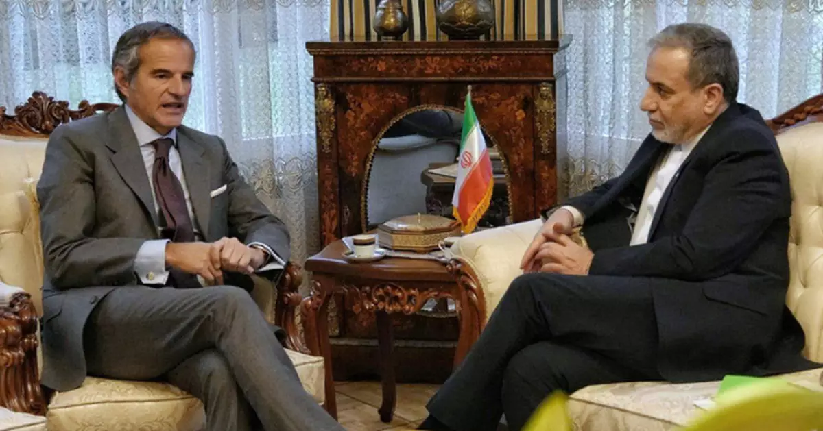 伊朗外長阿拉格齊晤國際原子能機構總幹事格羅西 稱不會屈服於威脅