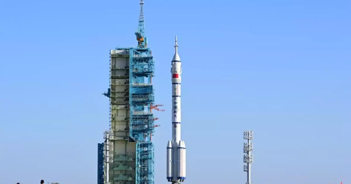 載人航天工程辦 : 港澳航天員最早今年執行空間站飛行任務