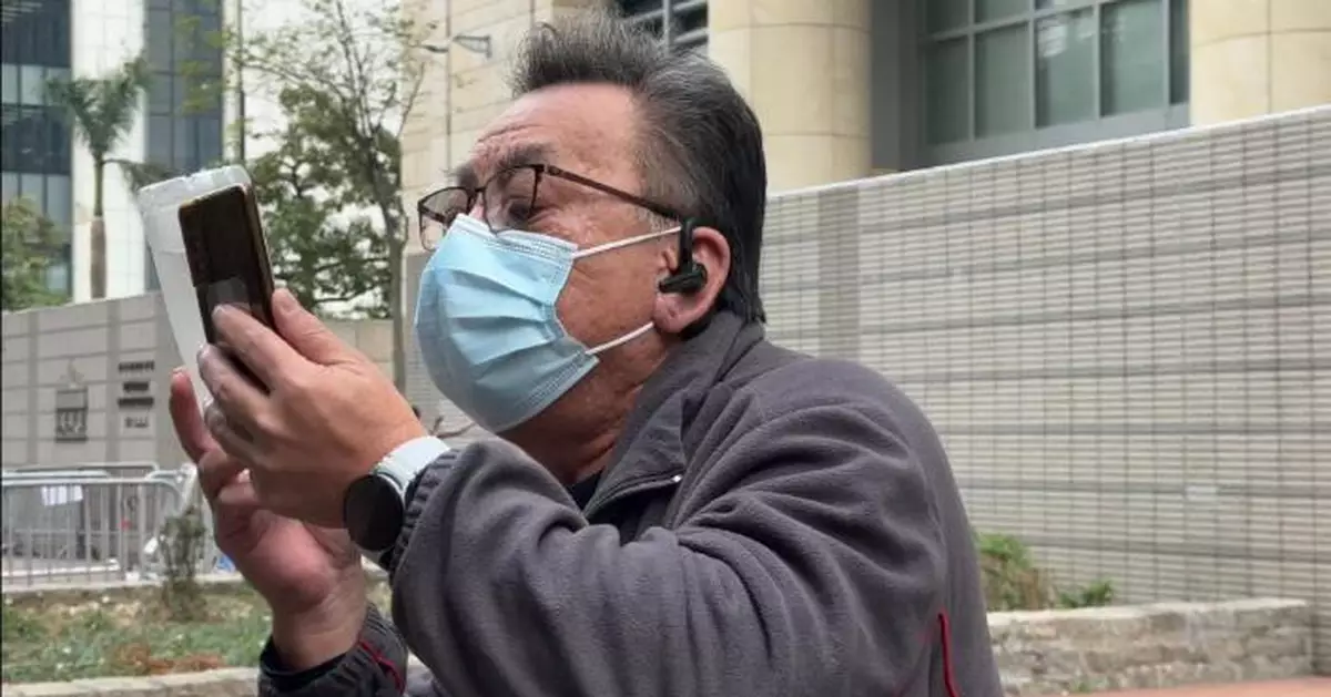 的士司機涉將找贖紙幣扔出車外「無禮貌及不守規矩」罪成 罰款1000元