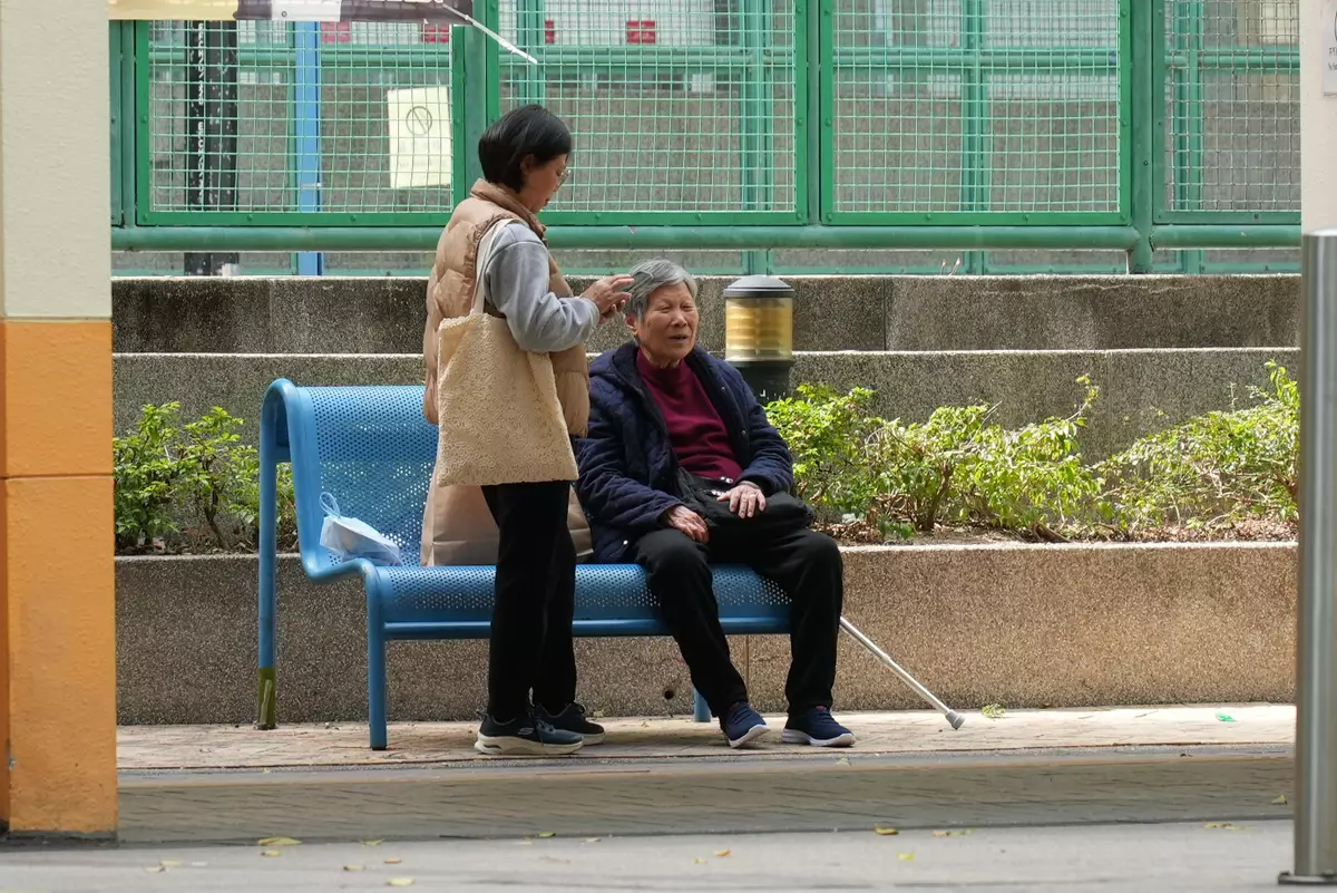 巴士的報記者攝