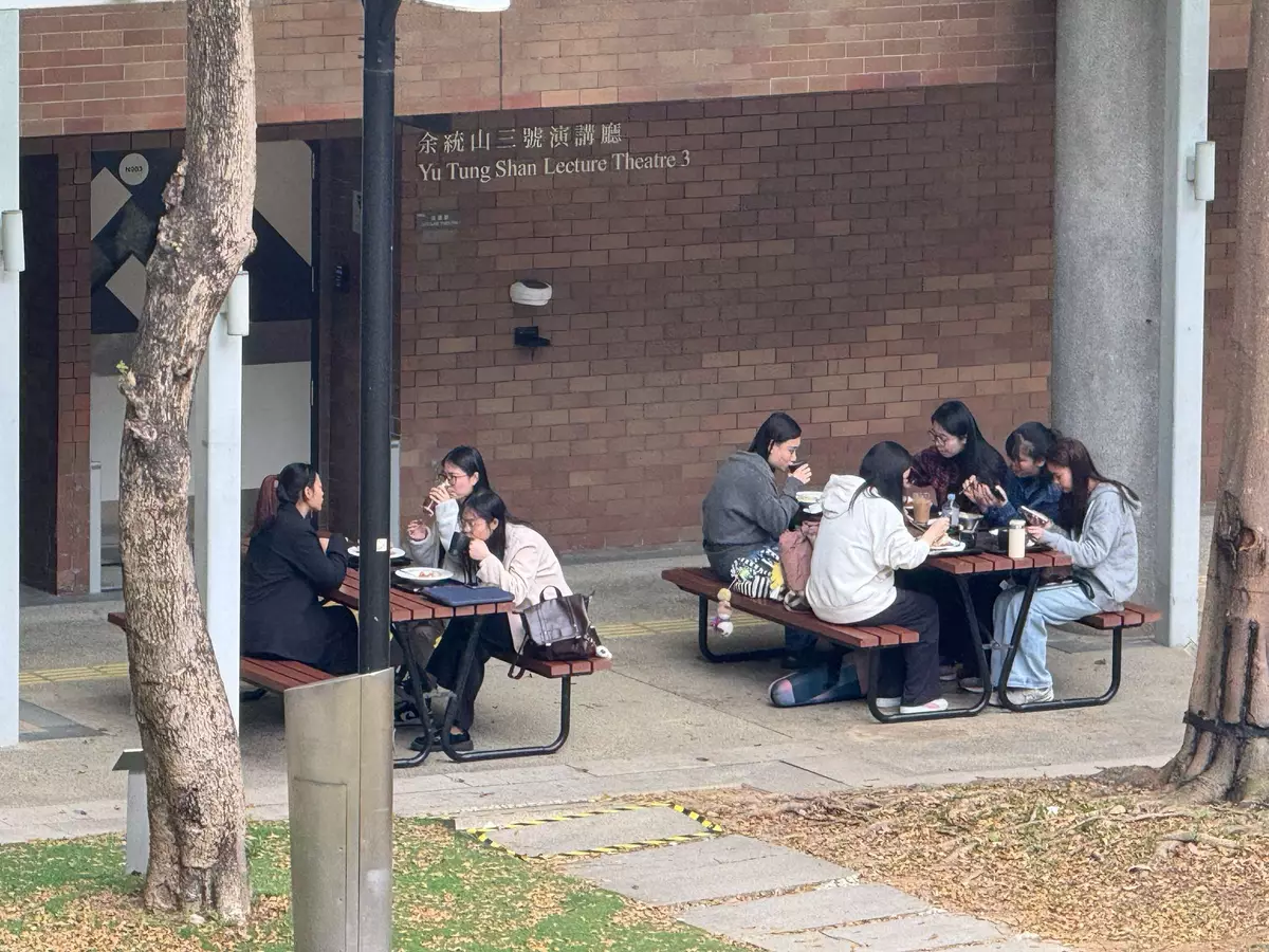 周一鳴指學生作為未來社會的主人翁，要建立很好的家國觀。資料圖片