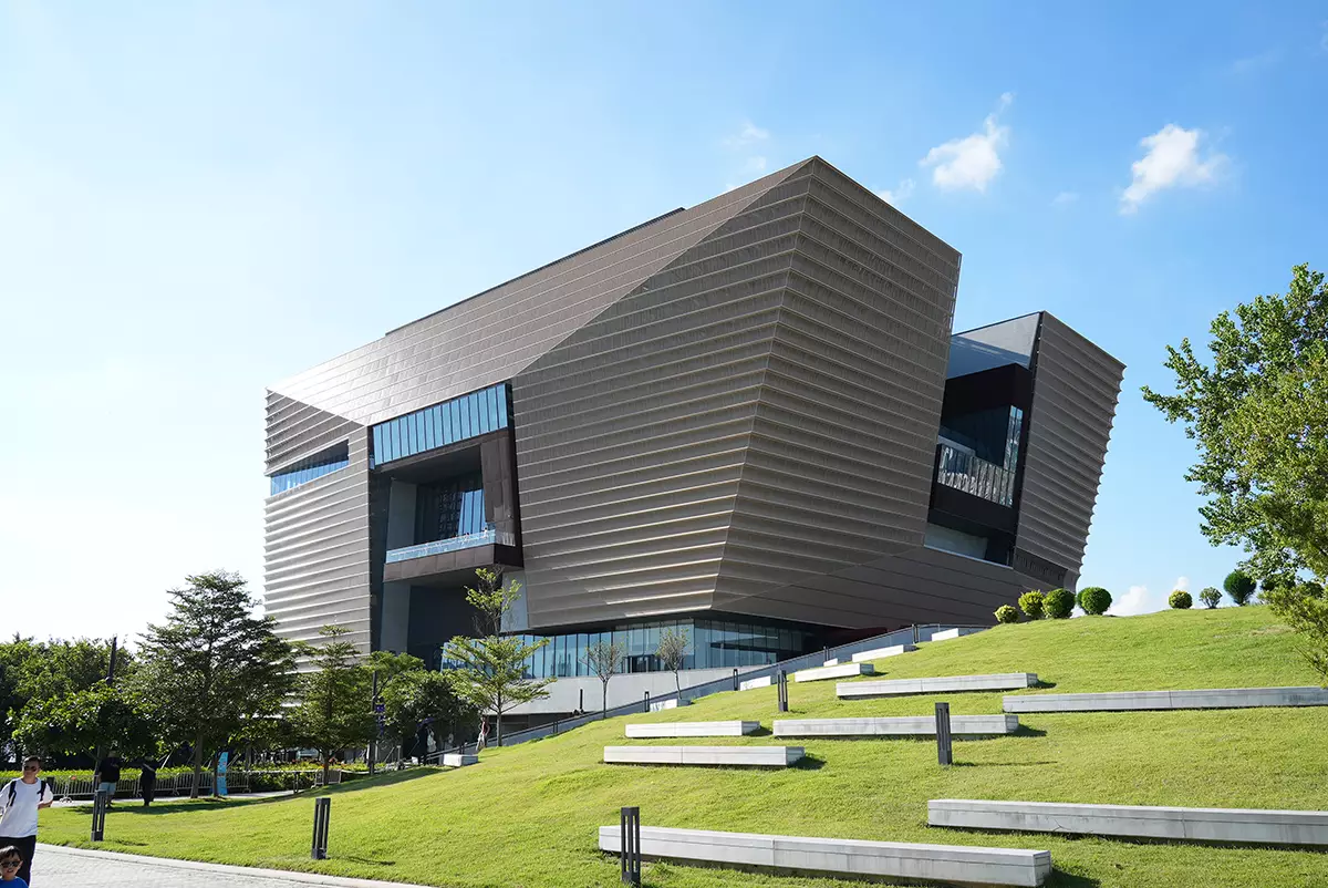 巴士的報記者攝