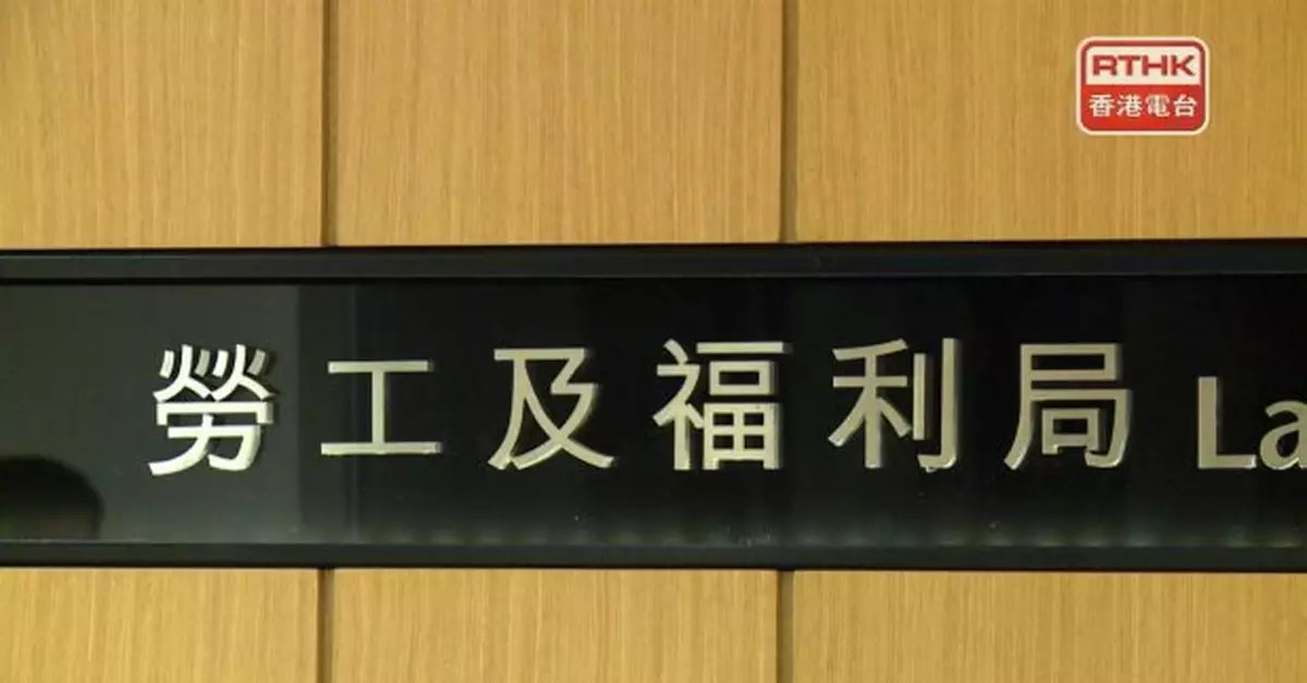 社署社工上月暈倒離世　孫玉菡代表勞福局向死者家屬致慰問