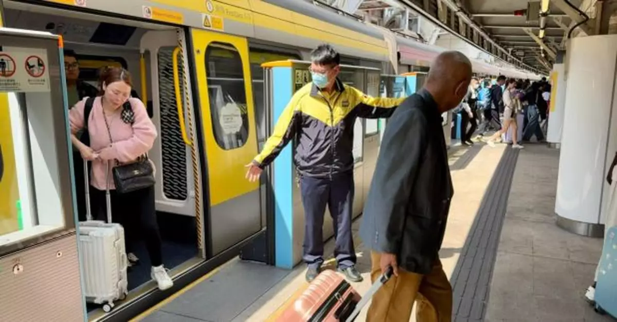 內地春節黃金周展開　運輸署指已加強公共運輸服務