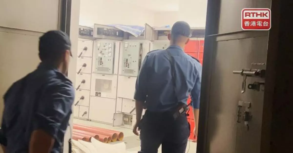 房屋署：葵涌邨夏葵樓電力供應已於凌晨約1時半回復正常