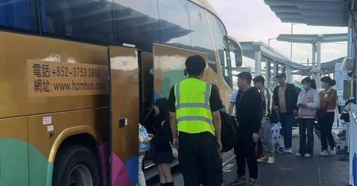 運輸署料新春期間大量市民旅客及跨境車輛　籲盡量使用公共交通