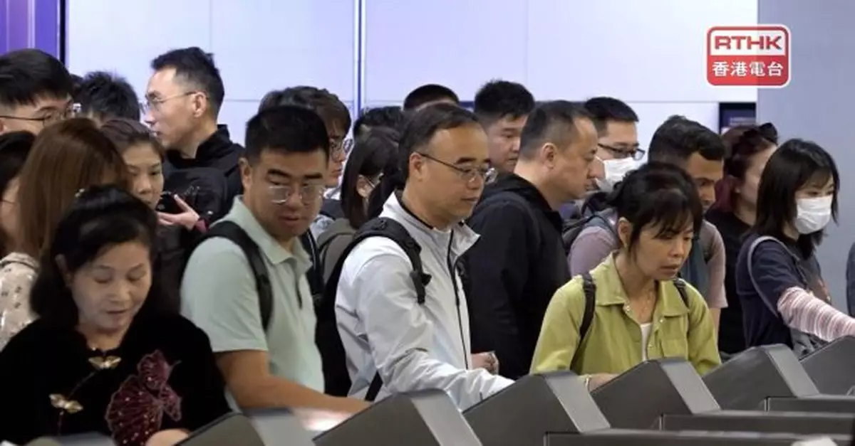 年初一截至下午4時　逾50.7萬人次經各管制站出入境