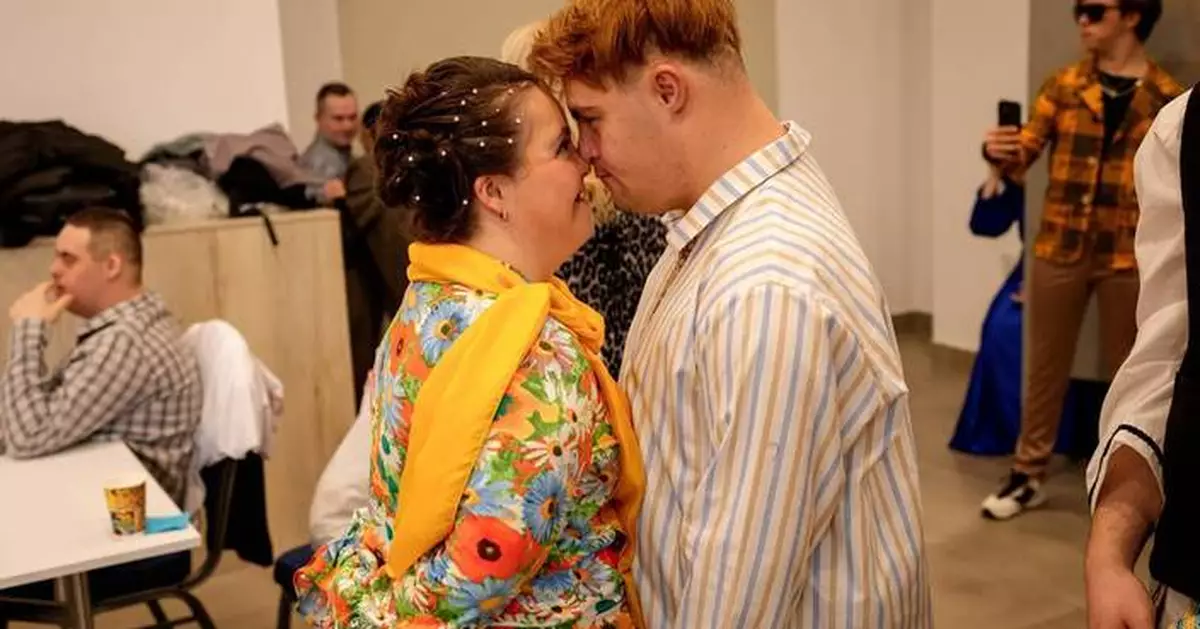 唐氏綜合症模特兒布加勒斯特行天橋 慶祝世界唐氏綜合症日