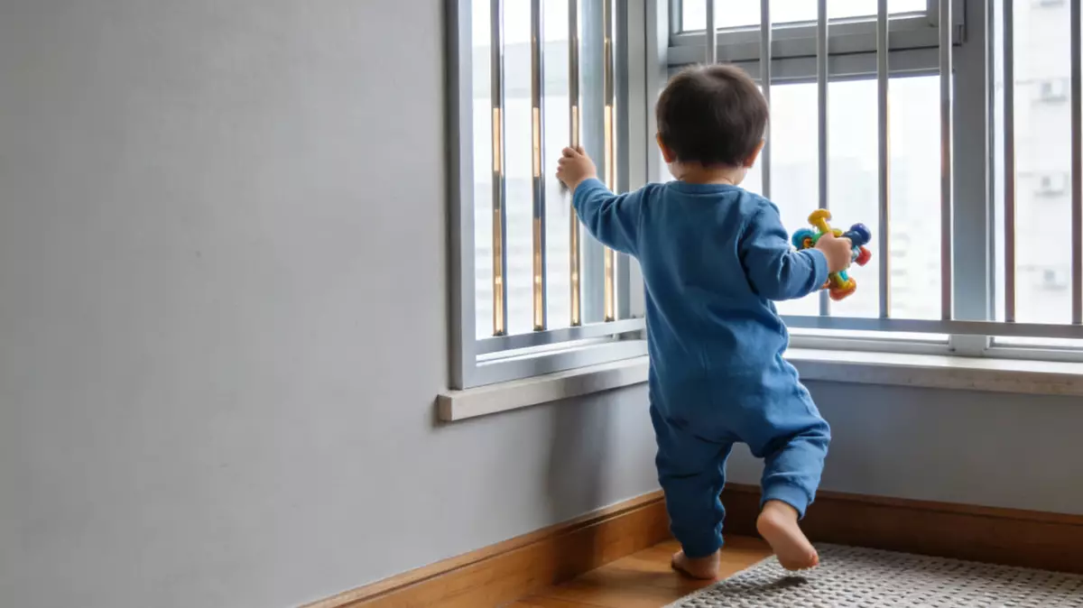 慎防幼童跌落街！‎ 無裝窗花如何保平安？物業不准改裝點算好？