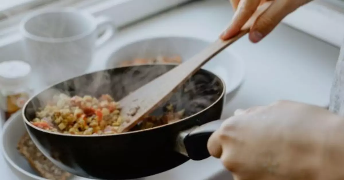 煮食不只為填飽肚子 研究指每周下廚一次或可降低失智風險 新手受益更大