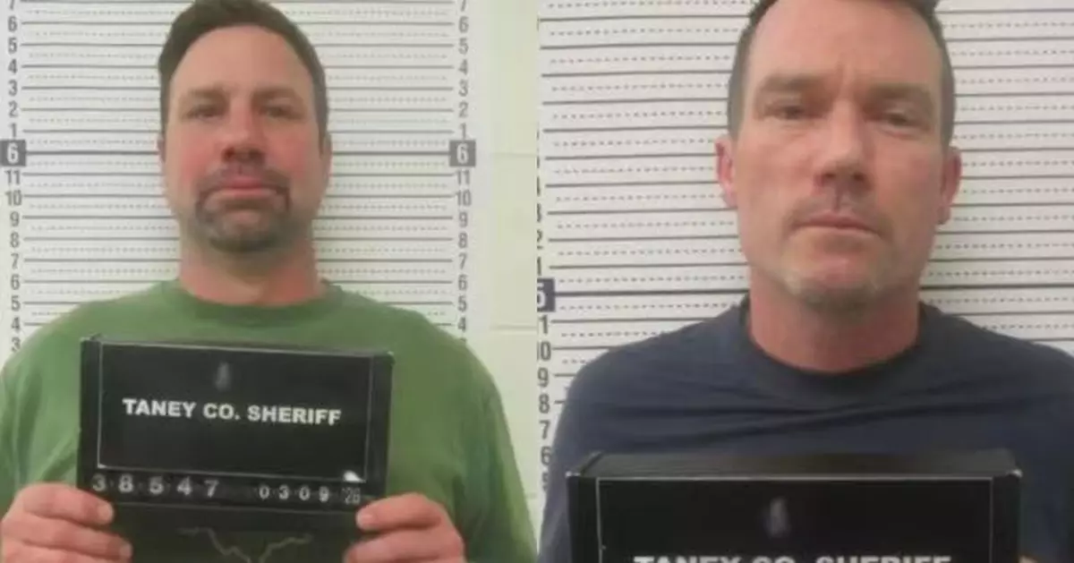 博物館內嬉鬧闖禍 2美漢打碎價值20萬美金猛獁象象牙被捕恐囚4年