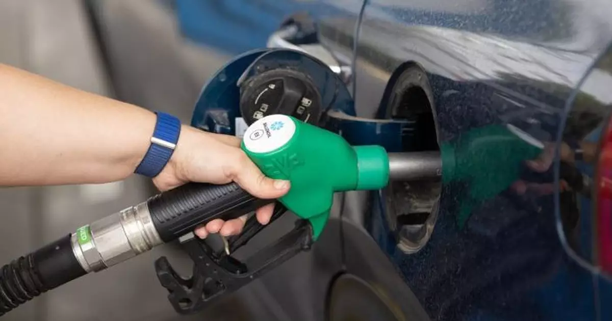 伊朗局勢 | 特朗普：油價上升是短期現象　不介意宗教領袖掌管伊朗